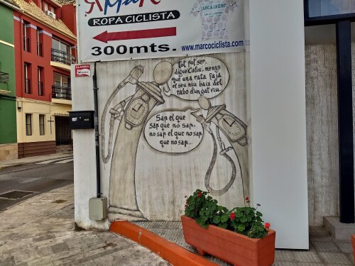 Tot pot ser i deixar de ser, menys que una rata morta faci el niu sota la cua d'un gat viu