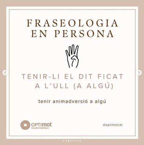 Posar-li el dit a l'ull